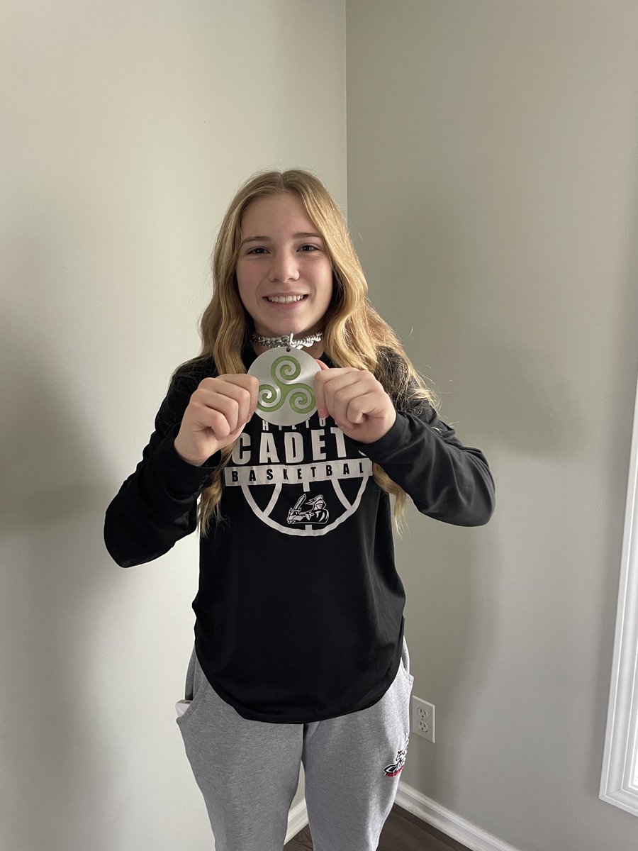 Congratulations to the first recipients of the HGB Triskelion medallion - Brooke Bell (varsity) and Amelia Sloan (JV).  This Celtic symbol is over 5,000 years old and is used to represent our program’s core traits: Strength, Motion, and Progress.