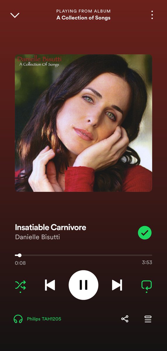freytos's tweet photo. ☆ DAY 4: favorite song.

i will not elaborate on why this is my favorite song😌 if you know, you know!

kidding. when i heard this song for the first time, it clicked immediately. i was stunned, and i listened to only her for the rest of the day.

#BisuttiWeek @DanielleBisutti https://t.co/rX4CSOE94Y