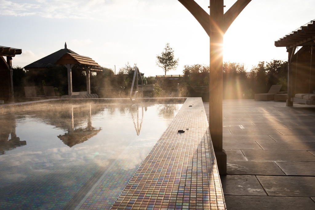 Manor House Hotel tweet media