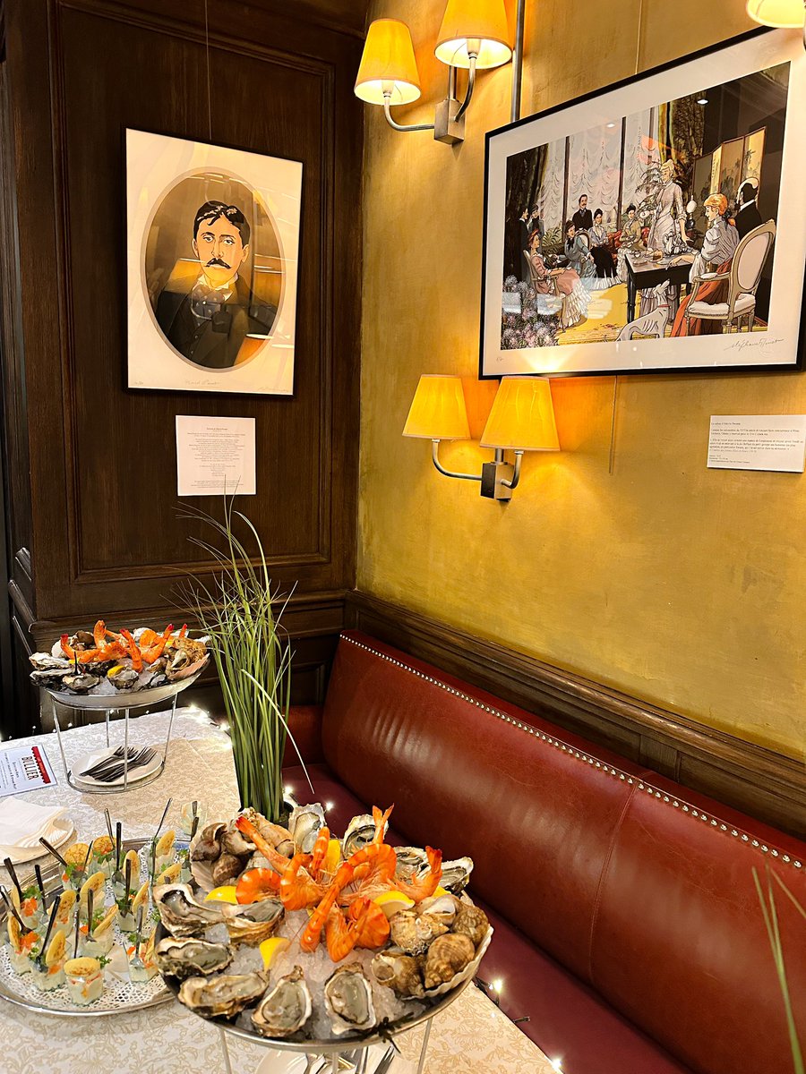 bastianellijero's tweet photo. Vernissage, à la brasserie Bullier, d’une exposition de dessins proustiens de Stéphane Heuet. À voir jusqu’en février (22, avenue de l’observatoire, à Paris) https://t.co/xrXR7svfE6