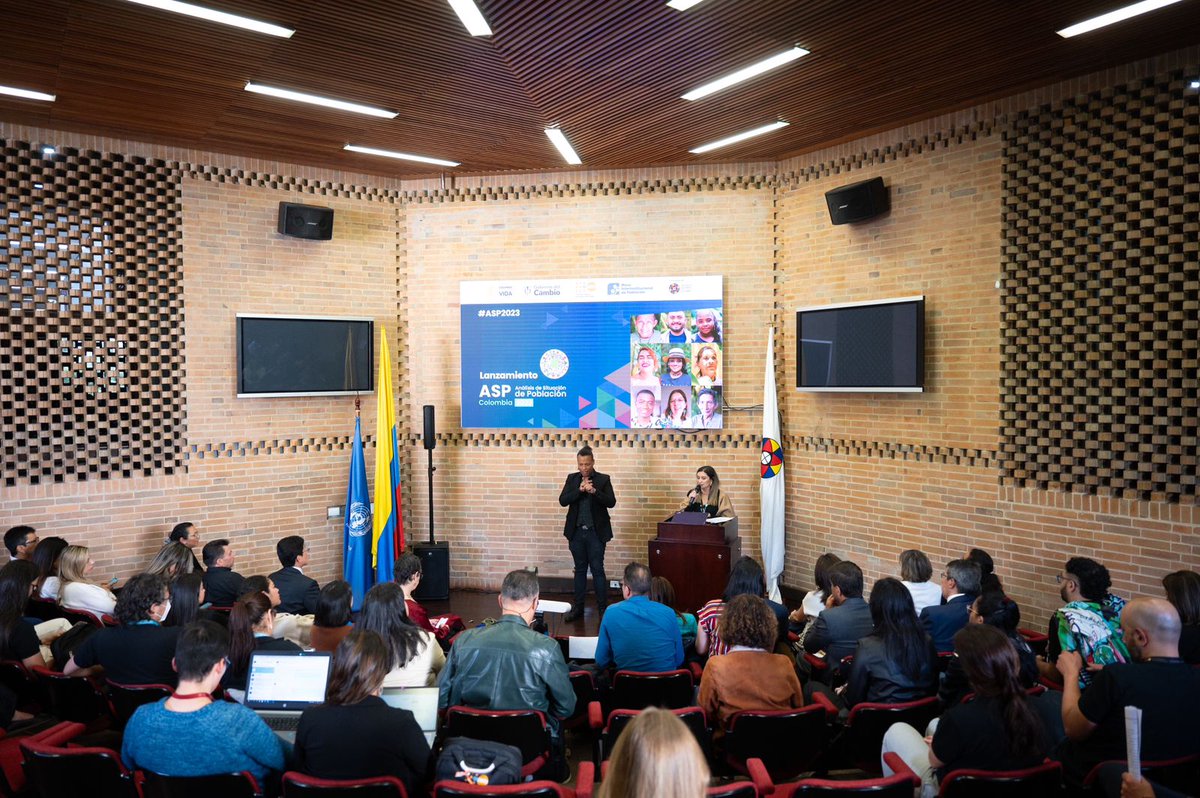 CancilleriaCol's tweet image. La Directora de Asuntos Económicos, Sociales y Ambientales, Constanza Bejarano, participó en el panel de presentación del Análisis de Situación Poblacional Colombia #ASP2023

En su intervención destacó los avances de 🇨🇴 en la implementación de la Agenda de Población y Desarrollo.