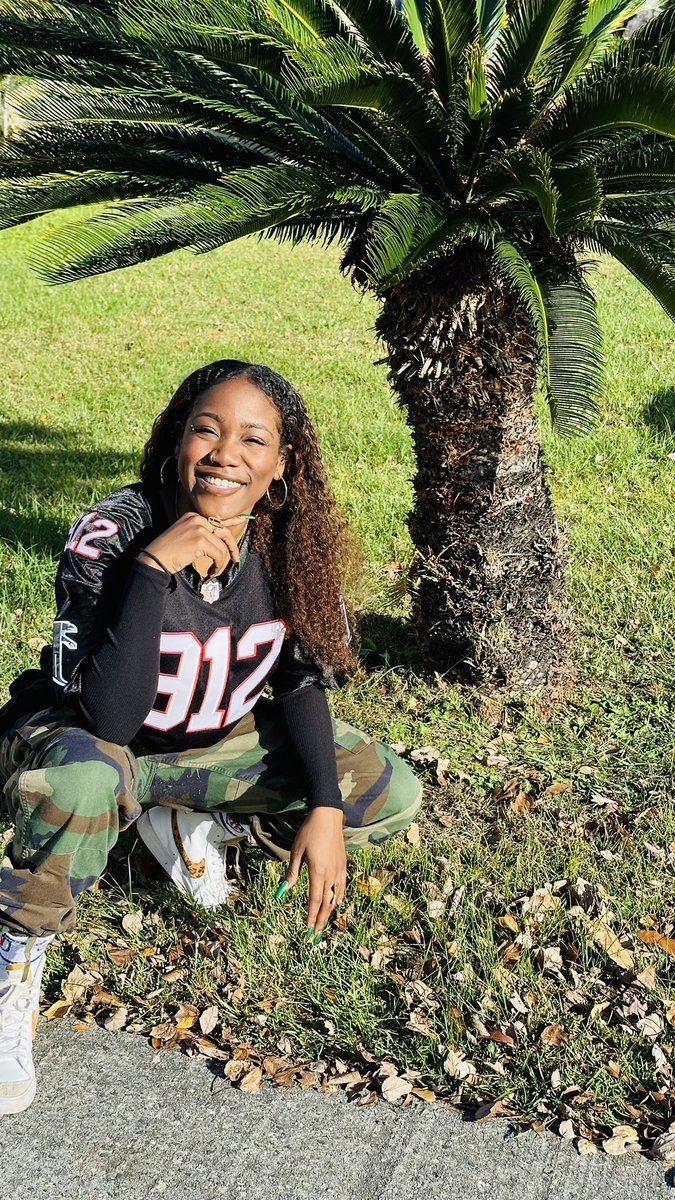 Happy thanksgiving from the 912 

Shirt &amp; socks <a href="/YallBoysHell/">Y’all Boys Hell!</a>