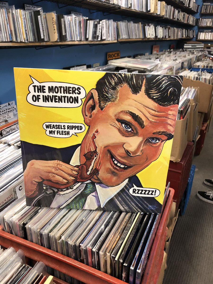 neurotica3's tweet image. Some new #frankzappa and #mothersofinvention vinyl in. Thanks @chrisrikkerink for the top shelf #handmodeling 
👏

#torontorecordstores #torontovinyl #vinylto #vinyl #lp #neuroticarecords   #records #recordshop #torontolife @AhmetZappa @zappa @DweezilZappa