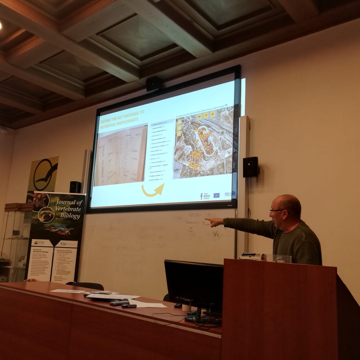 _EBCC's tweet photo. 👉Today, during the @_EBCC EBP workshop in Brno, Xavier Riera and Marc Illa from the Catalan Ornithological Institute explained how to:
🔸recruit observers for a national online portal
🔸set up an internal organisation of the online portal https://t.co/8DiCxnqlm5