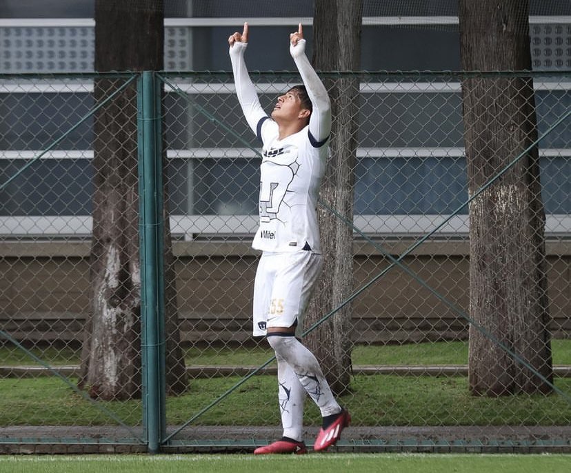 2 ⚽️
1 🅰️

Orgullosos del temporadón de Gonza. A un pasito de la final… 

#Box2BoxTalent