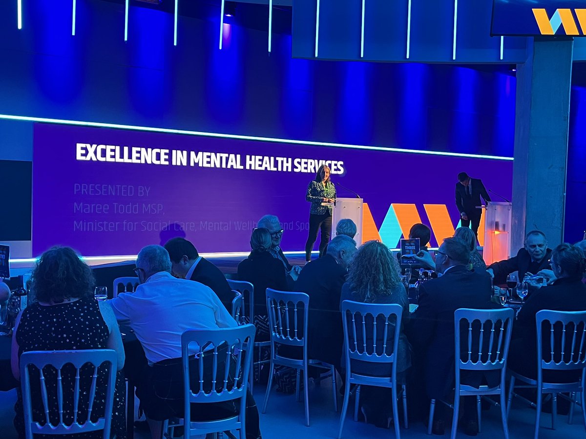 Annie Robertson tweet media