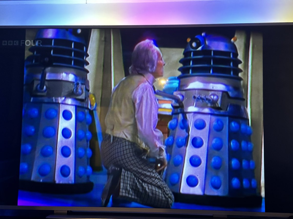 joshcoy23's tweet image. Oh this is GORGEOUS!!
❤️❤️➕🔷
#DoctorWhoDay 
#TheDaleks