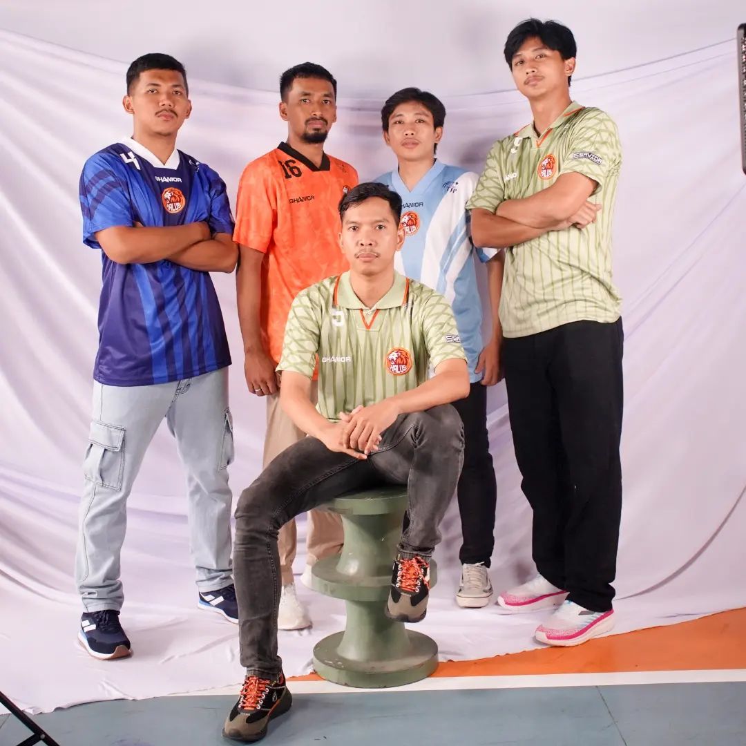 4bizia's tweet photo. Halus FC "90 Concept 😍🥰
#Halus #FC #90s https://t.co/4b4eFnK1jO