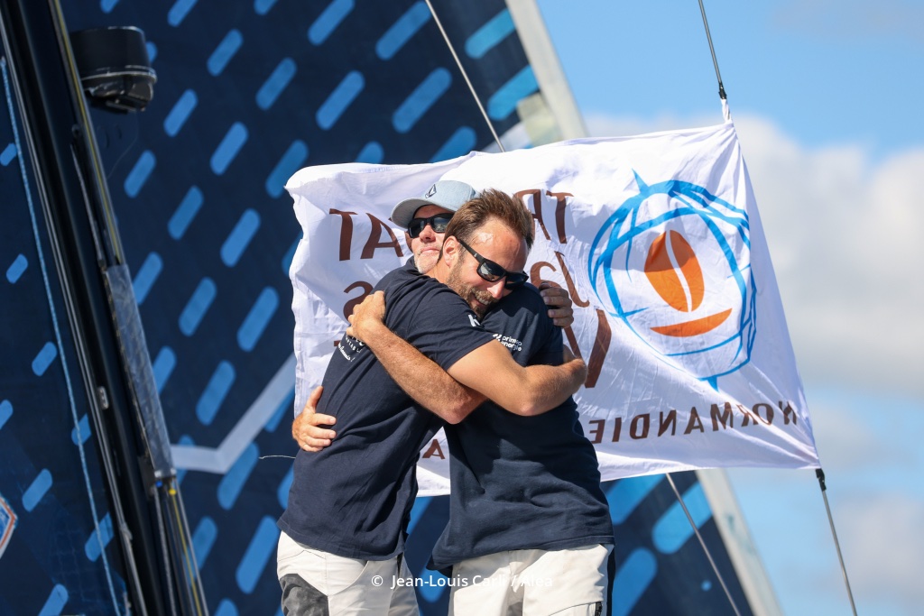 AchilleNebout's tweet image. [ 💥 2ÈMES DE LA TRANSAT JACQUES VABRE 💥 ]

L’incroyable leçon de résistance ...

Après 18j, 20h et 20min en course, Achille et Gildas terminent fièrement 3èmes de la 2e manche et donc 2e au général de cette @TransatJV  (avant jury).

Leurs réactions 👀 urlz.fr/oBUe