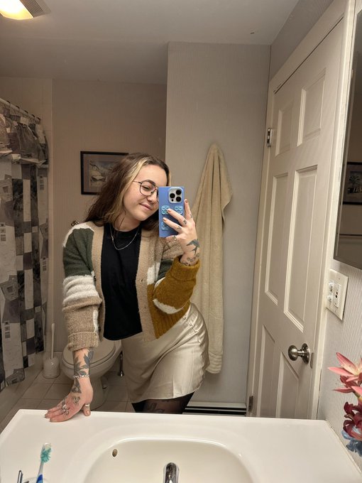 thankful for only the haters and losers https://t.co/xXOG7sGsTd