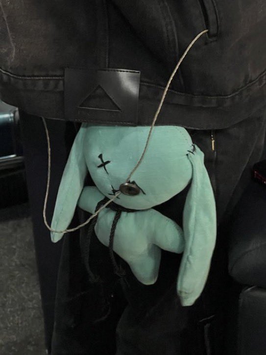 soursynthonies's tweet image. KKITO IS SEEING THE WORLDDDDDD