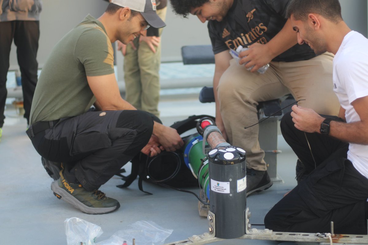 Talrushaid's tweet photo. We were able to successfully deploy a wirewalker (@delmarocean) mounting a Microrider (@RSI_Turbulence) and RBR Maestro (@rbr_global). Also, a mooring with 30+ temperature sensors spanning the water column and two signatures-1000 (@NortekNews). https://t.co/8AX77lsdDZ