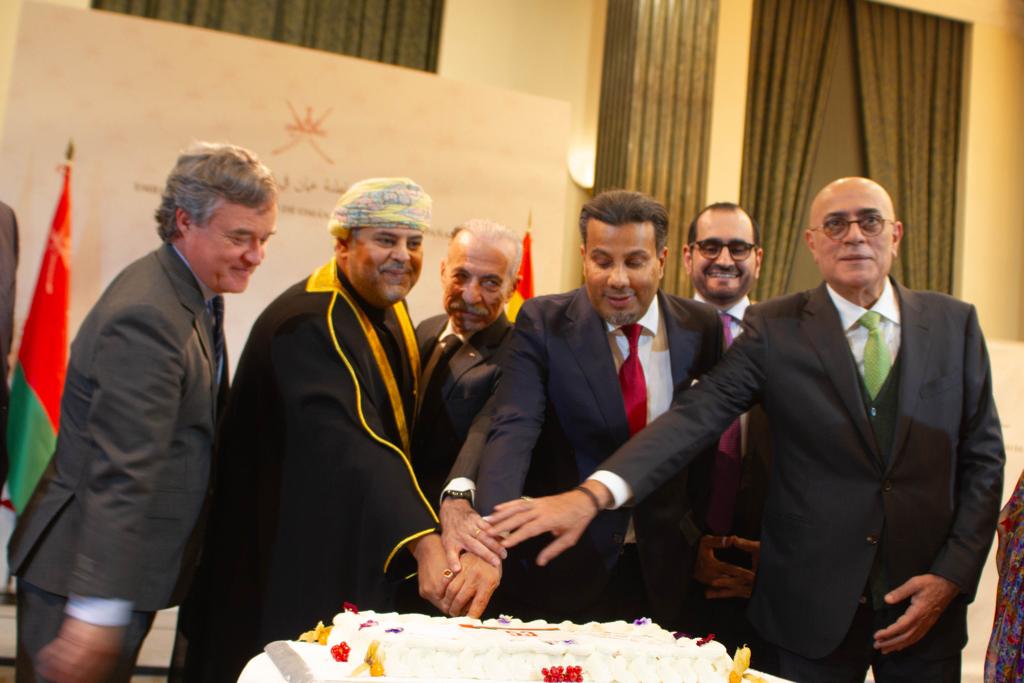 Omanembassy_mad's tweet photo. La Embajada del #Sultanato de #Omán en Madrid celebra el día nacional del Sultanato en su 53 aniversario al que asistieron representantes del mundo de la política, la cultura y la sociedad civil, además de los representantes del cuerpo diplomático acreditado en España. https://t.co/WB5rGNC1jM