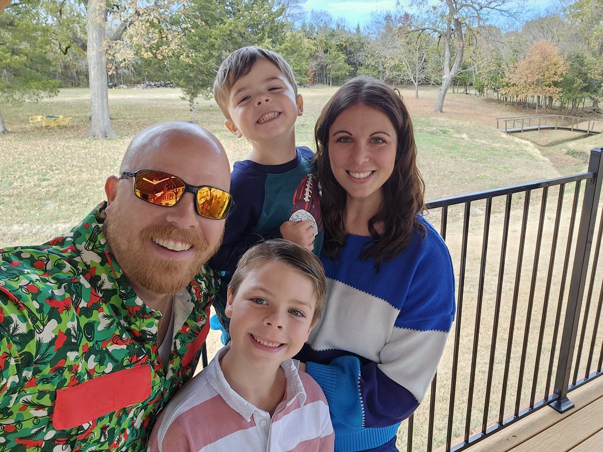 MrsMacRHHS's tweet photo. Happy Thanksgiving! https://t.co/ksZ9QlNdZw