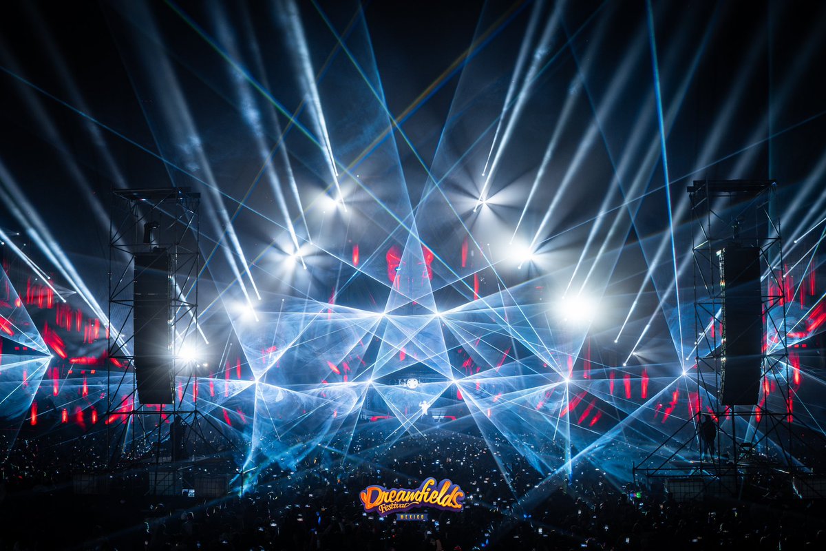 Dreamfields_mx's tweet image. ¡Algunos momentos épicos de #DreamfieldsMexico! 🇲🇽
¡Que se repita un fin de semana como este! ¿Qué opinan? 😎

#DreamfieldsMexico #EvolutionOfLove #ElectronicMusic #MusicFestival #EDM #Techno #Trance #Hardstyle #Guadalajara #Mexico #MusicIsLife