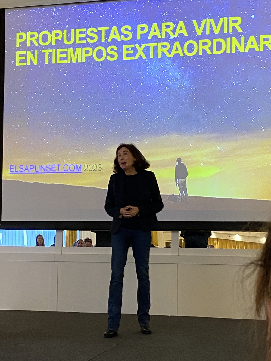 aojerp's tweet photo. Ha sido un verdadero placer contar con unos ponentes de lujo,  @elsapunset y Carlos Hernández @dosabrazos en la Jornada del @GrupoAmavir sobre el cuidado como motor en este mundo incierto. 

#resiliencia #motivación #cuidado #cuidador https://t.co/bBPrdaFeeJ