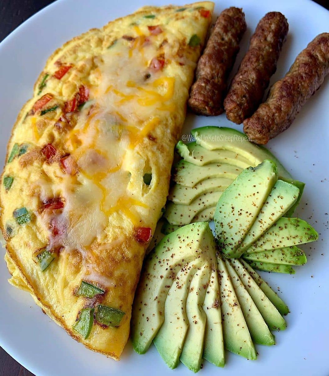 Lowcarbjiji's tweet photo. eggs scrambled with red & green peppers and jalapeños, spicy breakfast sausage, and avocado topped with #fyrsalt
🙋Get FREE eBook 🎁📩 "365 Days of Keto, Low-Carb Recipes for Rapid Weight Loss" are available.
Click the link below 👇
https://t.co/zrkAb2udio 👈
#ketogenicdiet https://t.co/S3XEok6iJ4