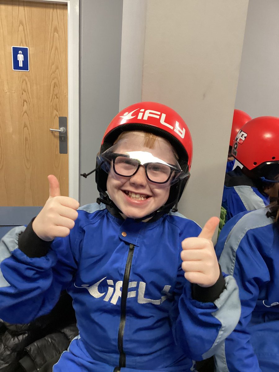 What an absolutely brilliant evening at @iFLY_UK. Fantastic experience, superb behaviour and lovely memories made! Living our school value of aspiration first-hand. Next enrichment: children have asked to come skiing. Who’s up for it? @WatertonTrust #kma #theresaworldoutthere