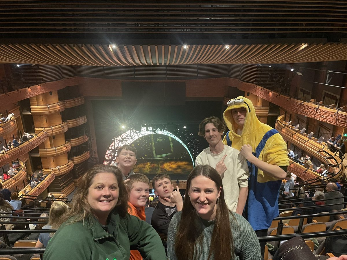 maestegmusic's tweet photo. Enjoying our production homework @theCentre Shrek the musical! Great inspiration for our own version in February. Thanks to @Arts_Wales_  for helping fund the trip 🎭🎶🎤 https://t.co/58yjDQcmMV