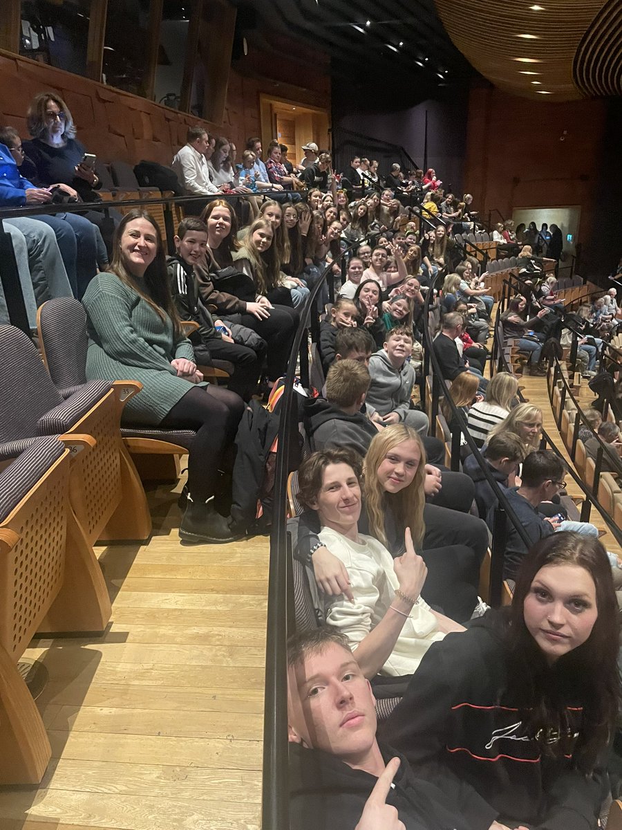 maestegmusic's tweet photo. Enjoying our production homework @theCentre Shrek the musical! Great inspiration for our own version in February. Thanks to @Arts_Wales_  for helping fund the trip 🎭🎶🎤 https://t.co/58yjDQcmMV