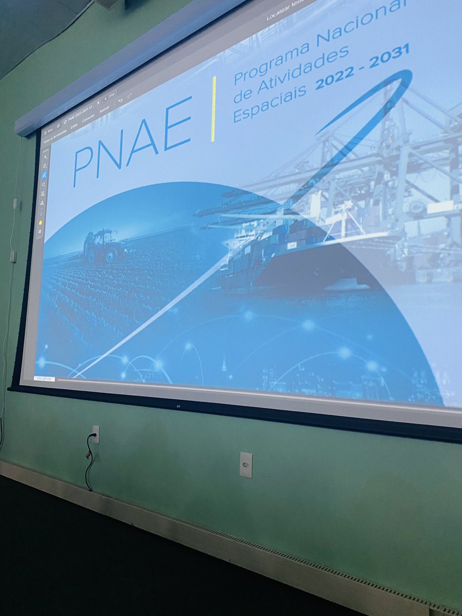 marcelluscaldas's tweet photo. My thanksgiving this year is away from my family, but I am thankful for the opportunity to come to the Brazilian city of Manaus and discuss remote sensing education with my colleagues from Argentina, Mexico, Colombia, France, and Uruguay. https://t.co/dHy1czuXRx