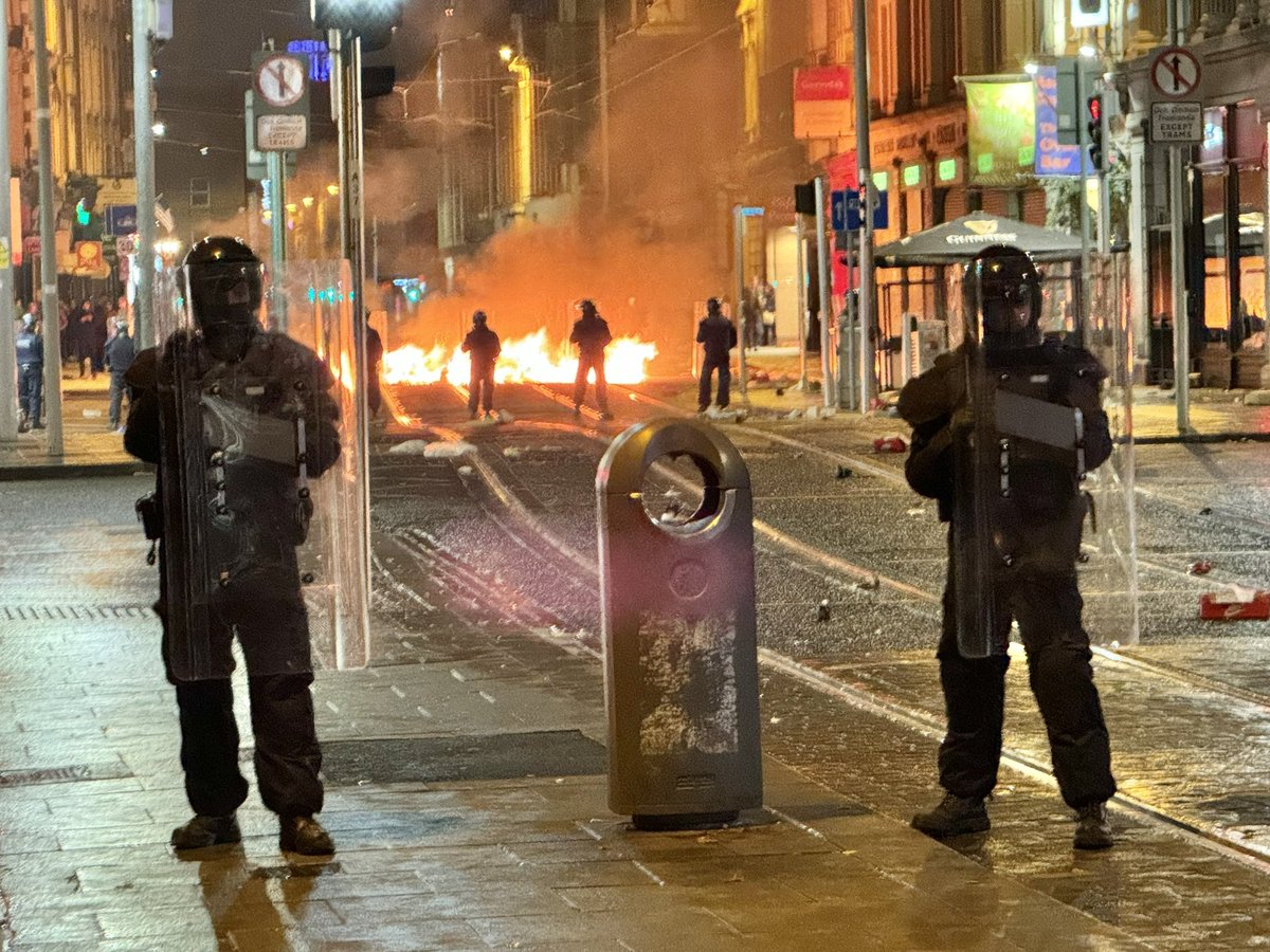 adrianweckler's tweet photo. Never seen this in Dublin https://t.co/Kabq3l2Yro
