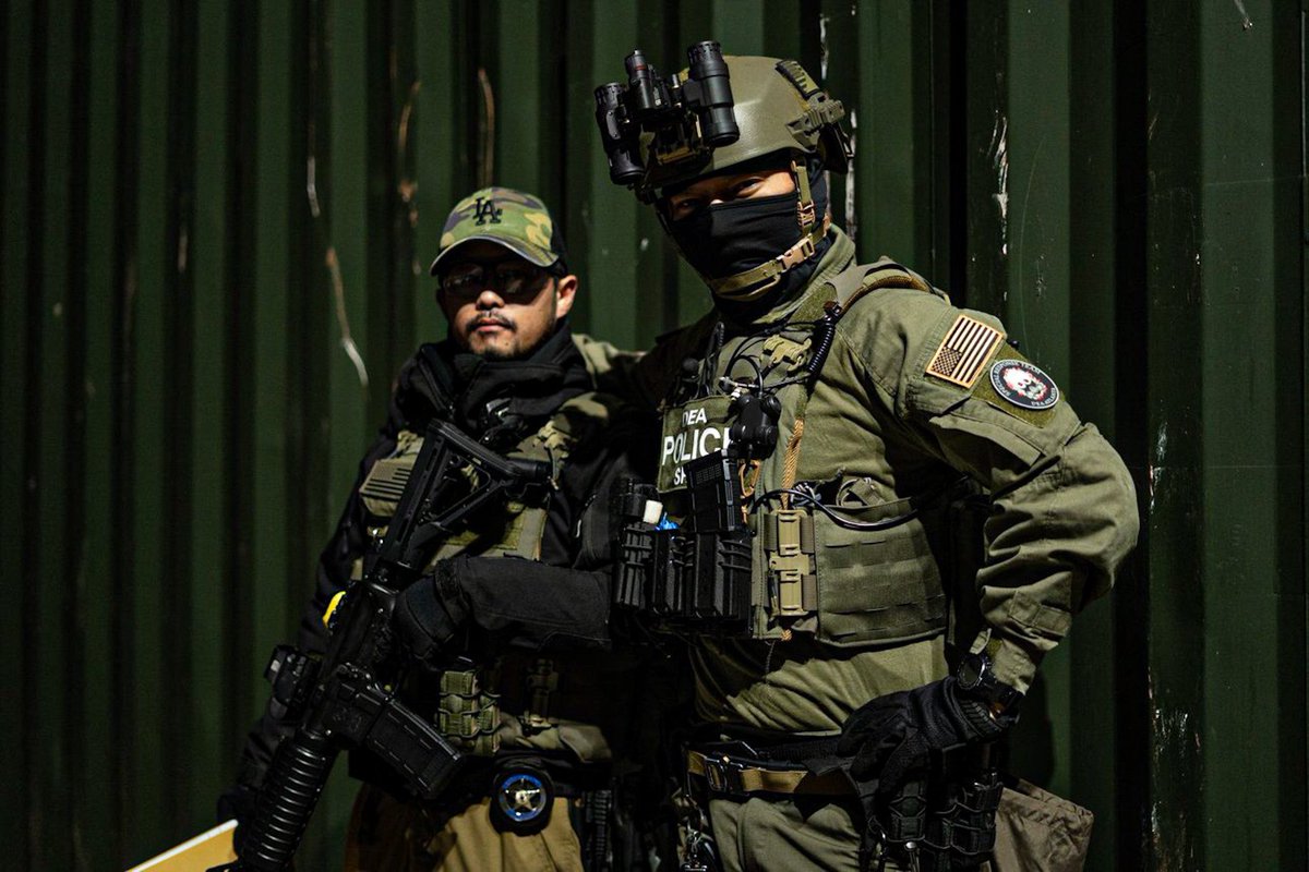 実物BLACKHAWKプレートキャリアfive-0 ハワイファイブオー仕様