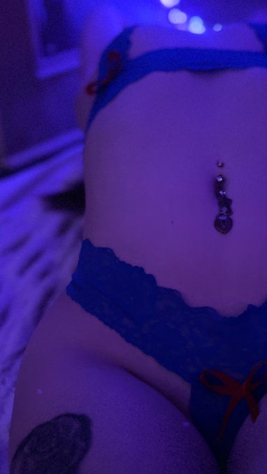 Did you know first time subs get a discount 😝💋 https://t.co/3VneM9LPAt