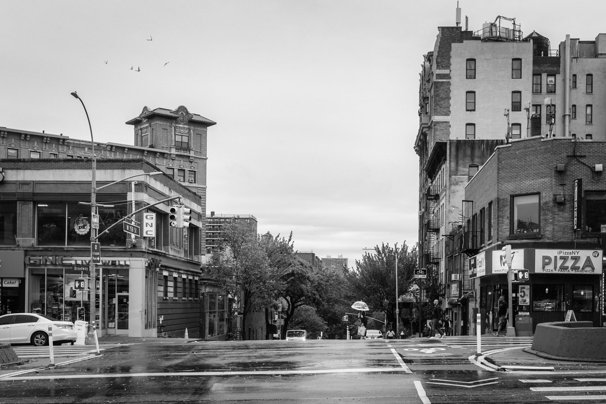 Washington Heights, NYC | 2023

#streetphotography #streetphotographer #washingtonheights #nycstreetphotography