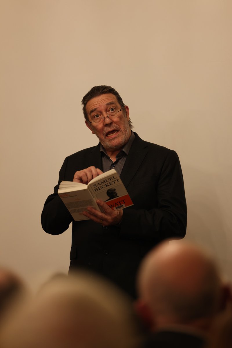 Irish Embassy Paris tweet media