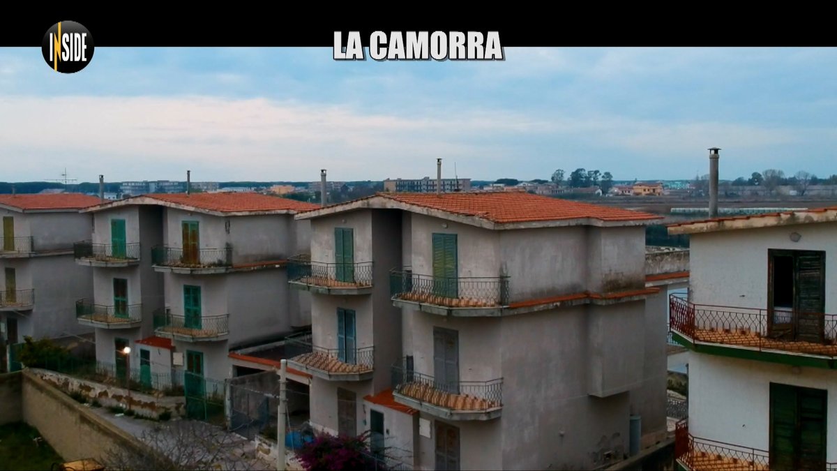 Le Iene (@redazioneiene) on Twitter photo "È volontà mafiosa che ci siano tempi lunghissimi tra sequestro e confisca, perché così il bene muore e la vittoria è loro. Ci hanno tolto un bene che funzionava e lo hanno soltanto distrutto" <a href="/robertosaviano/">Roberto Saviano</a> #LeIene #INSIDE "È volontà mafiosa che ci siano tempi lunghissimi tra sequestro e confisca, perché così il bene muore e la vittoria è loro. Ci hanno tolto un bene che funzionava e lo hanno soltanto distrutto" <a href="/robertosaviano/">Roberto Saviano</a> #LeIene #INSIDE
