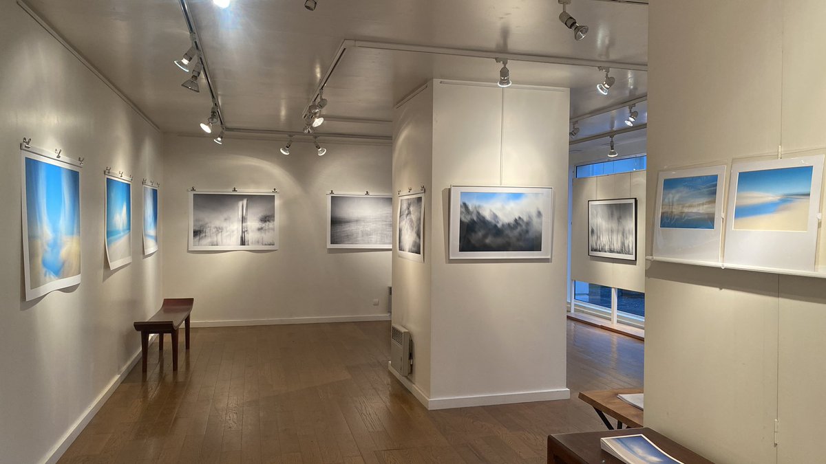 edaycard's tweet photo. Marc Zirnheld est photographe à @LaRepDpyrenees . Il expose à la galerie Bouscayrol de @Ville_Pau « murmures de la nature », un travail très personnel, des photos en mouvement. Bientôt sur @F3pau #bearn #expo https://t.co/RP4Cdh6dlN