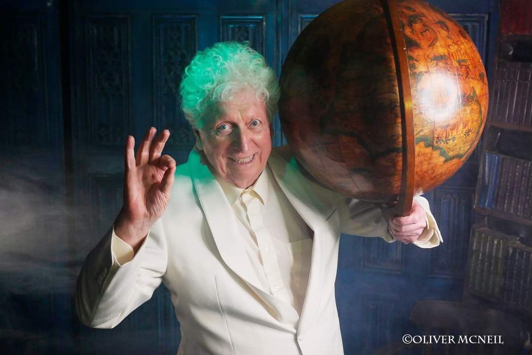 Tom Baker portraits that I shot in 2019. Previously unseen. Credit Oliver McNeil (that's me). Happy Anniversary, Doctor Who. #doctorwho #drwho #tombaker #DoctorWho60 #DoctorWhoDay #doctorwho60thanniversary