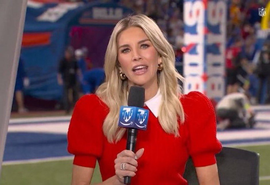 Just spoke with Dan Campbell and I can confirm Jared Goff had a career day  #GBvsDET