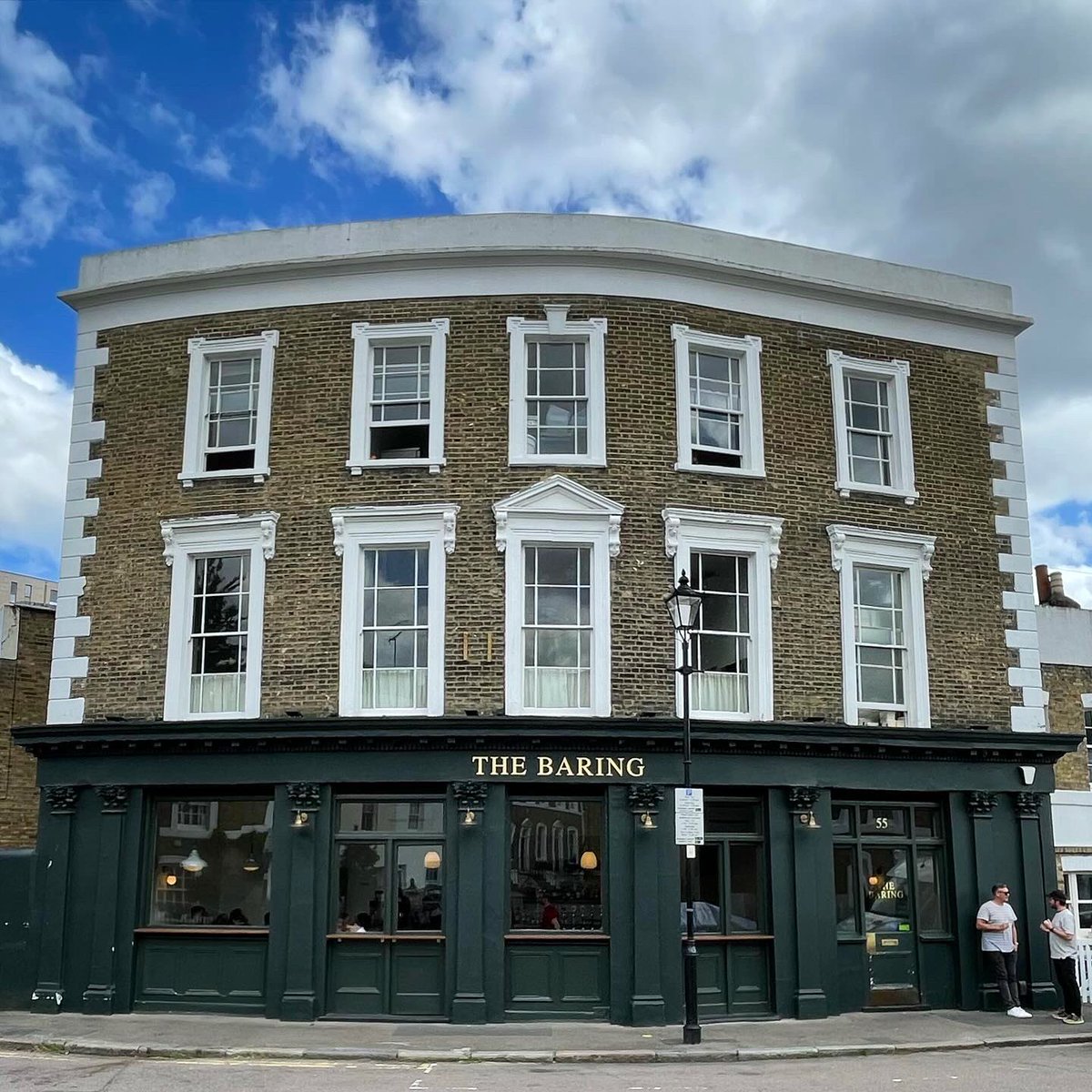 The Baring
📍55 Baring St, London N1 3DS
🚇 Haggerston 
🍺 £6.50 Harbour Singlefin
❤️ A well celebrated N1 Gastropub. 

Full review on Instagram, link in bio.

#islington #londonpubs #n1 #angel #harbourbrewing #thebaring 

More pictures in comments below. 👇