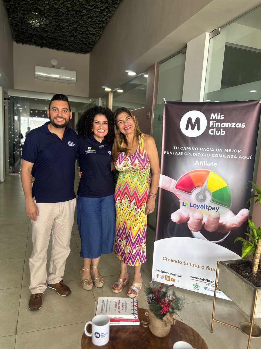 Gracias a la directora de Empleo, Trabajo y Emprendimiento del SENA, Luz Dana Leal, por seguir de cerca la historia de nuestra CEO Tatiana Manrique.

No se pierdan el estreno de este episodio de 'Con Berracas'.

<a href="/SENAComunica/">SENA</a> <a href="/LuzDanaLe/">Luz Dana Leal 🌻💚</a> <a href="/SenaAtlantico/">SENA Atlántico</a>