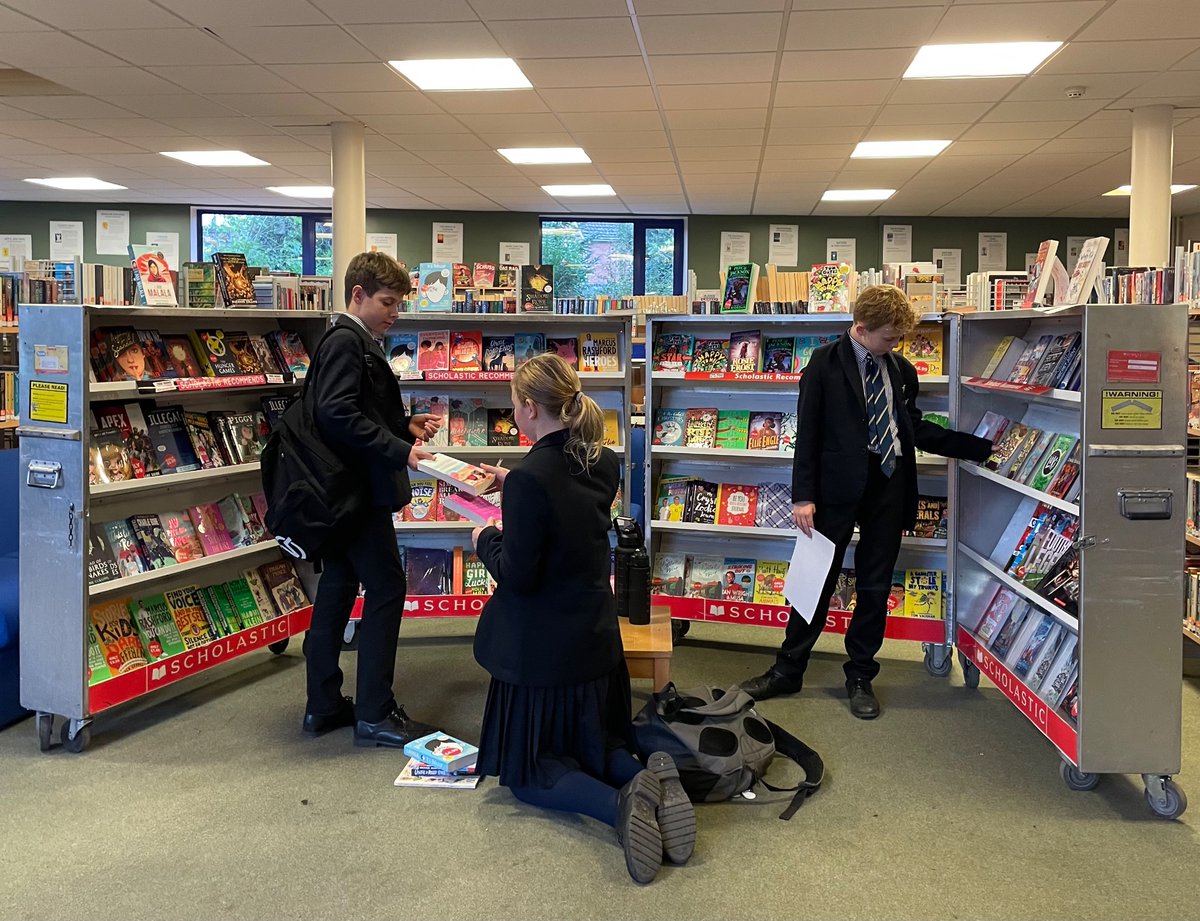 LibraryLand3's tweet image. The pupils have had a great time at the Scholastic Book Fair this week.