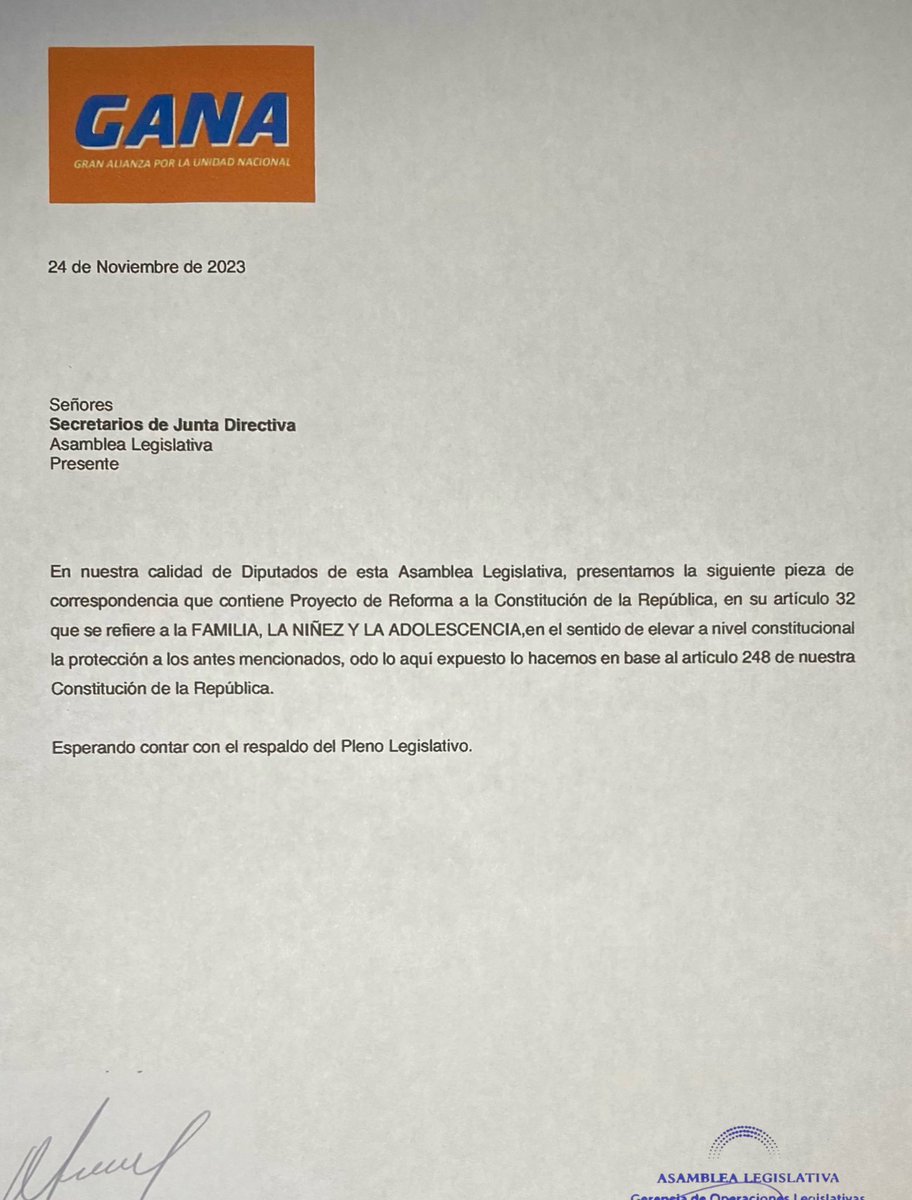 romeoauerbach's tweet photo. He propuesto una reforma constitucional para que queden claro dos cosas:

1 - El Matrimonio es entre un hombre y una mujer asi nacidos

2 - Nuestros niños, niñas y adolescentes deben estar protegidos por el Estado a practicas que atenten contra su dignidad e integridad https://t.co/SrOH121qW4
