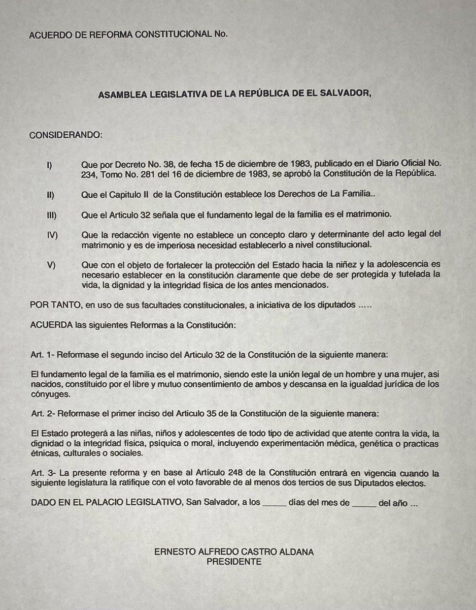 romeoauerbach's tweet photo. He propuesto una reforma constitucional para que queden claro dos cosas:

1 - El Matrimonio es entre un hombre y una mujer asi nacidos

2 - Nuestros niños, niñas y adolescentes deben estar protegidos por el Estado a practicas que atenten contra su dignidad e integridad https://t.co/SrOH121qW4