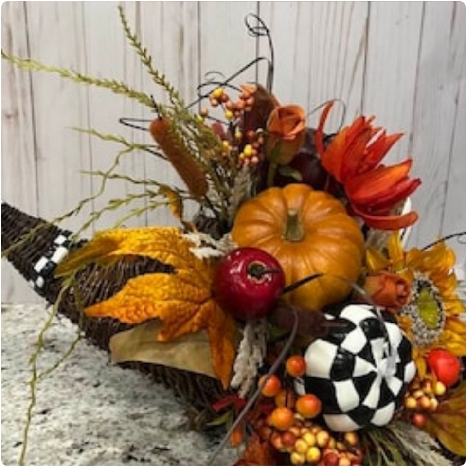 MauriceJohnMoro's tweet image. #HappyThanksgiving to @BeccaTwoPoint0 @CindyAKane @liascottprice @lizfarahadi @RoryWilton @AllisonHagen @realbadger @JohnLukeNYC @PeterFandom @oxley264 @explor40 @guirivaud @JimMain14 @lizslayed @ThecaseofLJ