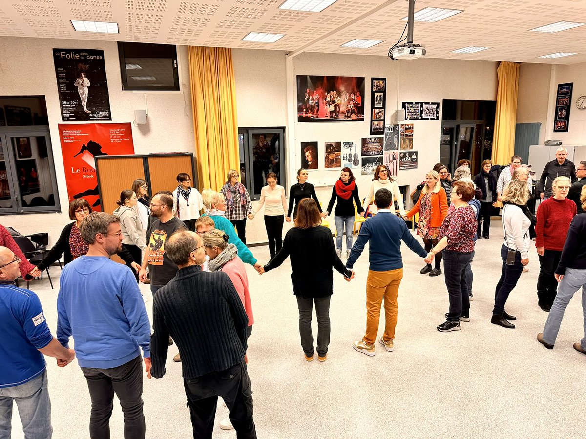 Étrange cette répétition du chœur d’adultes… Que font-ils ?
#kochersberg #chantchoral