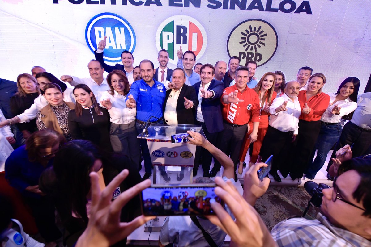 PRI_Nacional's tweet photo. En la Coalición #FuerzaYCorazónPorMéxico, le damos la bienvenida al @pas_mx y a su dirigente @melesiocuen, quienes se suman al trabajo y proyecto de @XochitlGalvez para la construcción de un México y un #Sinaloa más unido, seguro y en orden. https://t.co/1To00gA2BI