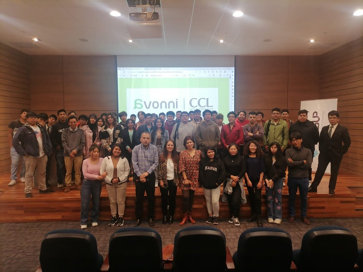 Techtulia's tweet photo. Excursus: Sol radiante en #Arequipa! 
Y mejores charlas alrededor de la #innovacion #tecnologia #productividad a propósito del lanzamiento de los @premio_avonni en #Peru. 
Gracias #Tecsup #UniversidadSanPablo @camaradelima https://t.co/9VFmuCB8wb