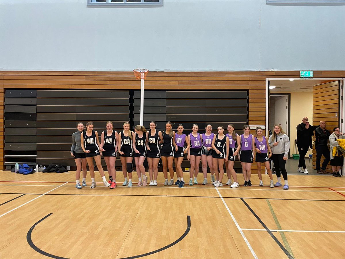 NeathNetball's tweet photo. Our u16s played Apex last night in Swansea LC2. They all played fantastic and Chloe and I are super proud of them! Congratulations to @eleribrown_35 who was chosen as player of the match by Apex and @lilixmellin and @bethloaringg who were chosen by me and Chloe ! Llongyfarchiadau https://t.co/Hk0ytnHniT