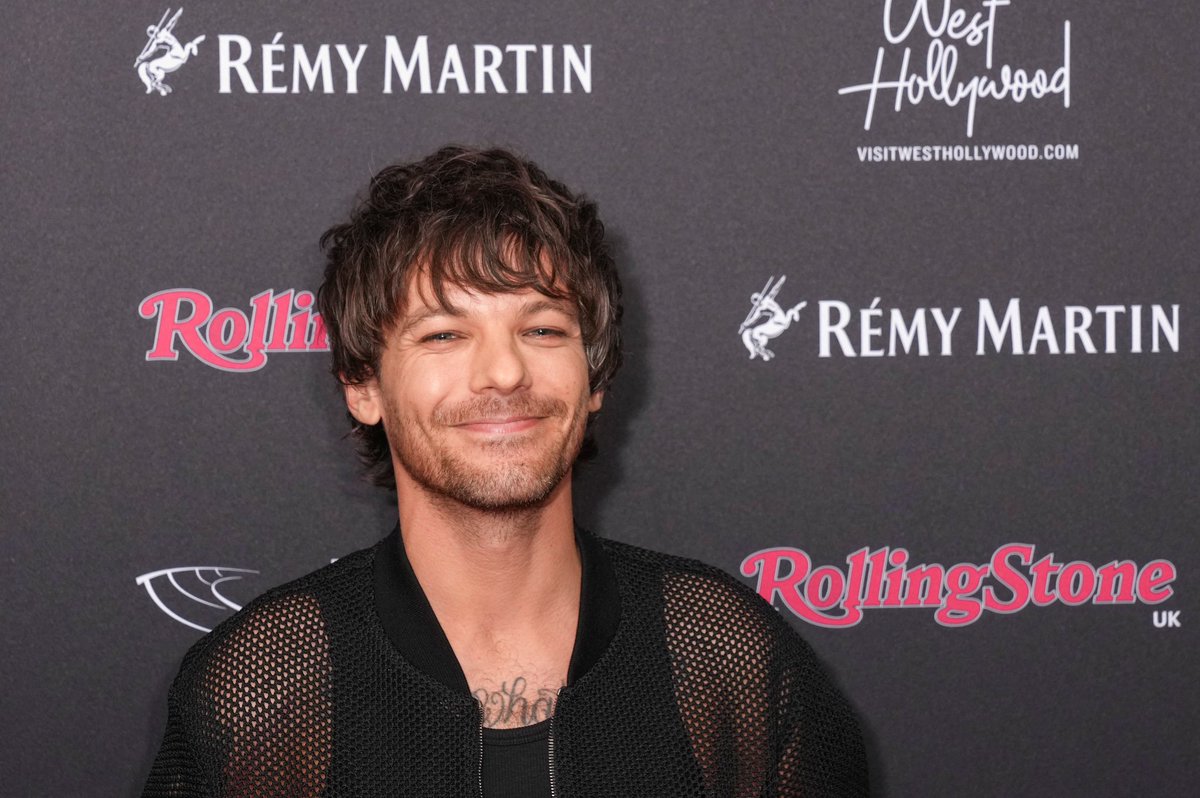 📸| Louis en los Rolling Stone UK Awards 2023 #RSUKawards 🖤