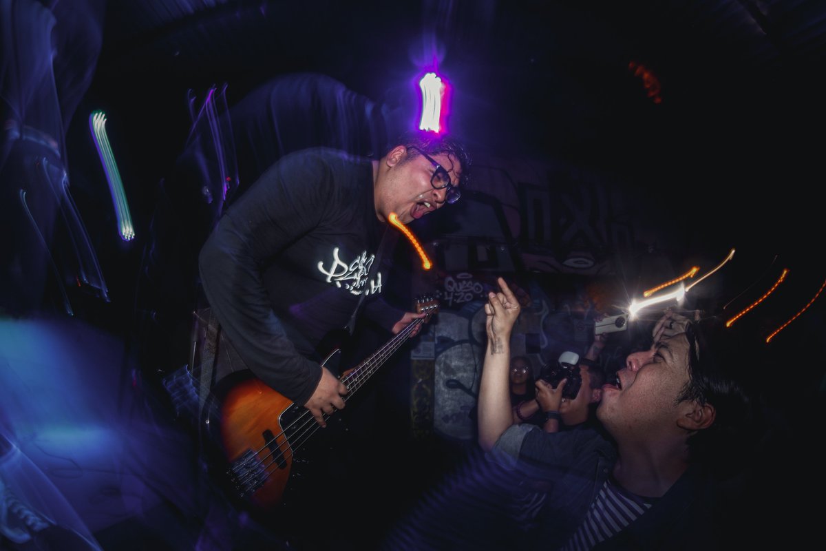 Heavy News tweet media