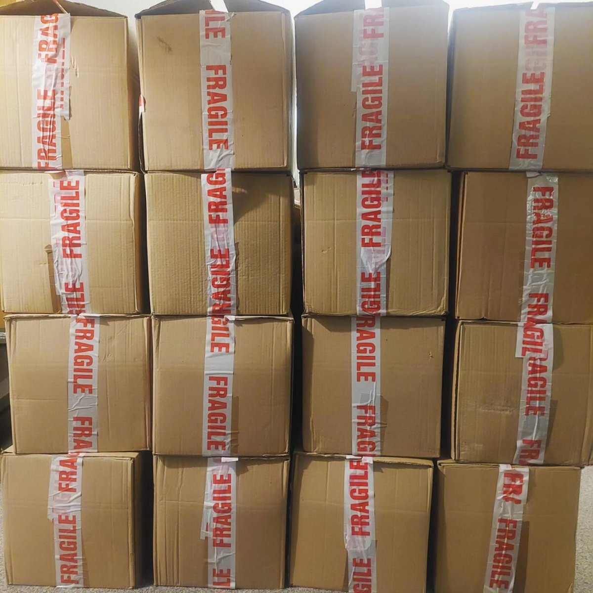 VaguelyBrewing's tweet photo. Labels on,  ready for despatch! The first and last bottles of 2023 are going out in time for Christmas.  Since if these will be at #RoseandMay tomorrow in time for the #Bingham #Christmas fair, so be ready! Cheers all! 
#VaguelyBrewing #nanobrewery #Bingham #craftbeer https://t.co/cBtpZprGcQ