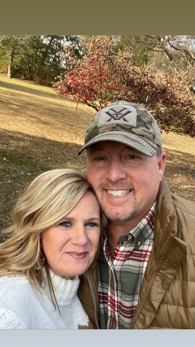 BuffyFrazier14's tweet photo. Thankful for our many blessings this Thanksgiving! 🦃🍂 https://t.co/uSko0aAkBI