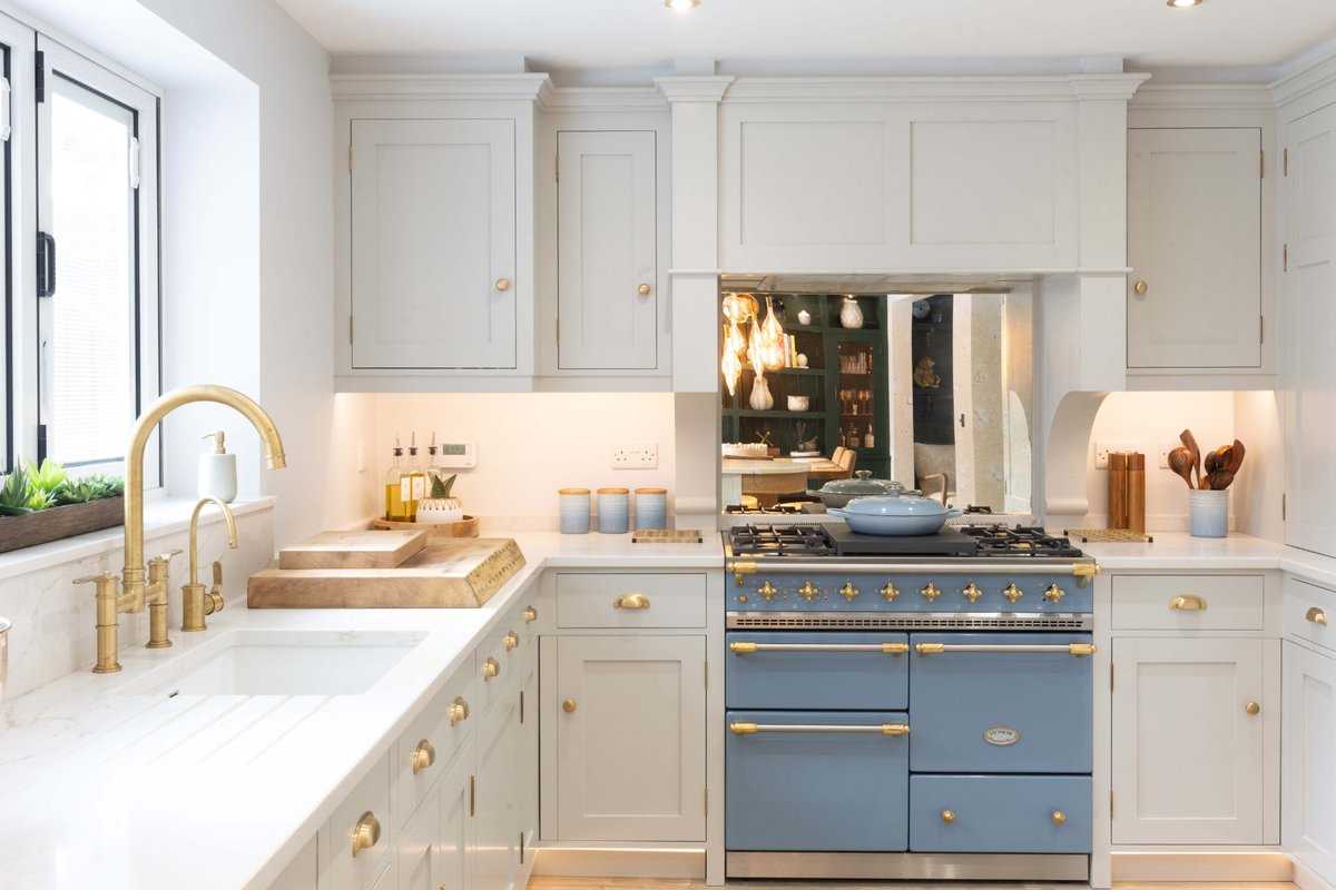 Perrin & Rowe tweet media