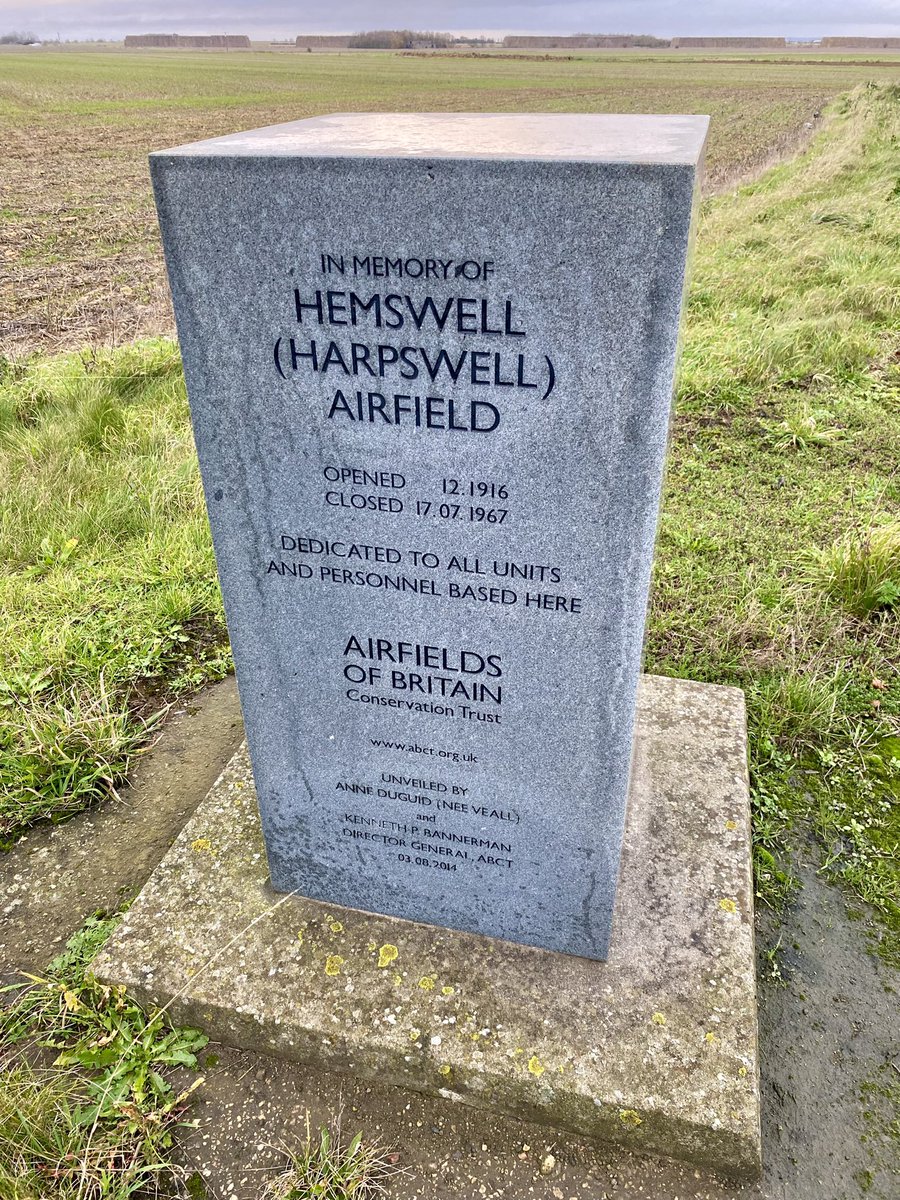 LiveSideMediaUK's tweet image. Some more photos from today's trip to the former RAF Hemswell in Lincolnshire. #Lancaster #hemswell #dambuster #StreetArt
